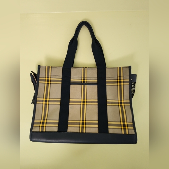 Tory Burch Plaid Dog Carrier w/ Zip Top Interior Leash. - Picture 7 of 11